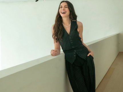 Anne Hathaway revela música brasileira como a mais escutada do ano e cita Gabriel Jesus