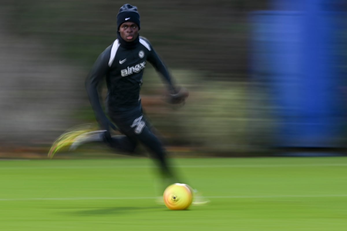 Chelsea prepara barca e seis atletas podem sair em janeiro. Veja nomes