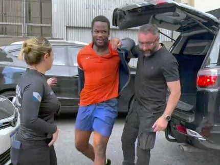 Motorista denuncia corrida suspeita e ajuda a prender acusado de exploração sexual infantil