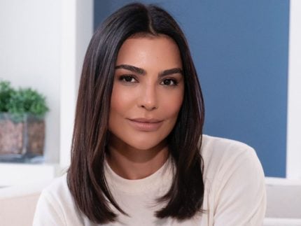 Cíntia Chagas critica “looks irreais” de influenciadoras e defende simplicidade na praia