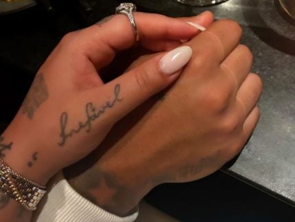 Irmã de Neymar, Rafaella Santos compartilha jantar romântico com Gabigol