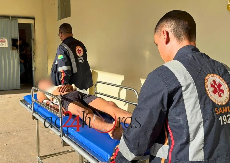 Adolescente de 13 anos é ferido por disparo acidental de arma de fogo