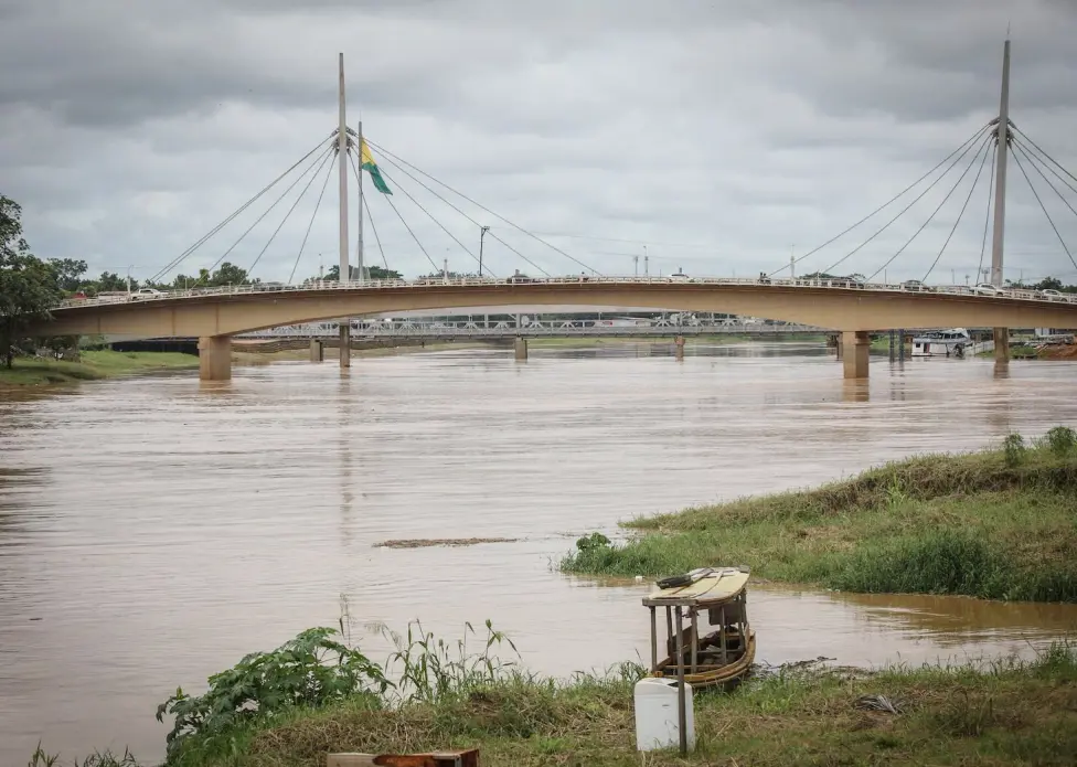 Rio Acre segue acima da cota de transbordo e atinge 15,32 metros nesta segunda