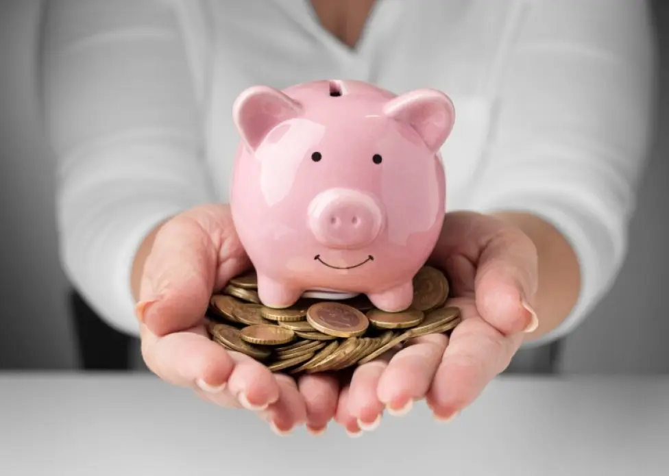 Economizar é a principal meta do brasileiro para 2026, diz Datafolha