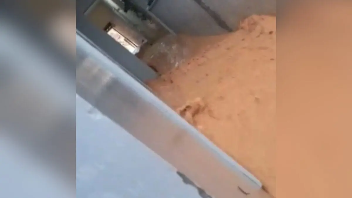 VÍDEO: chuva forte causa alagamentos e água invade casas em SC