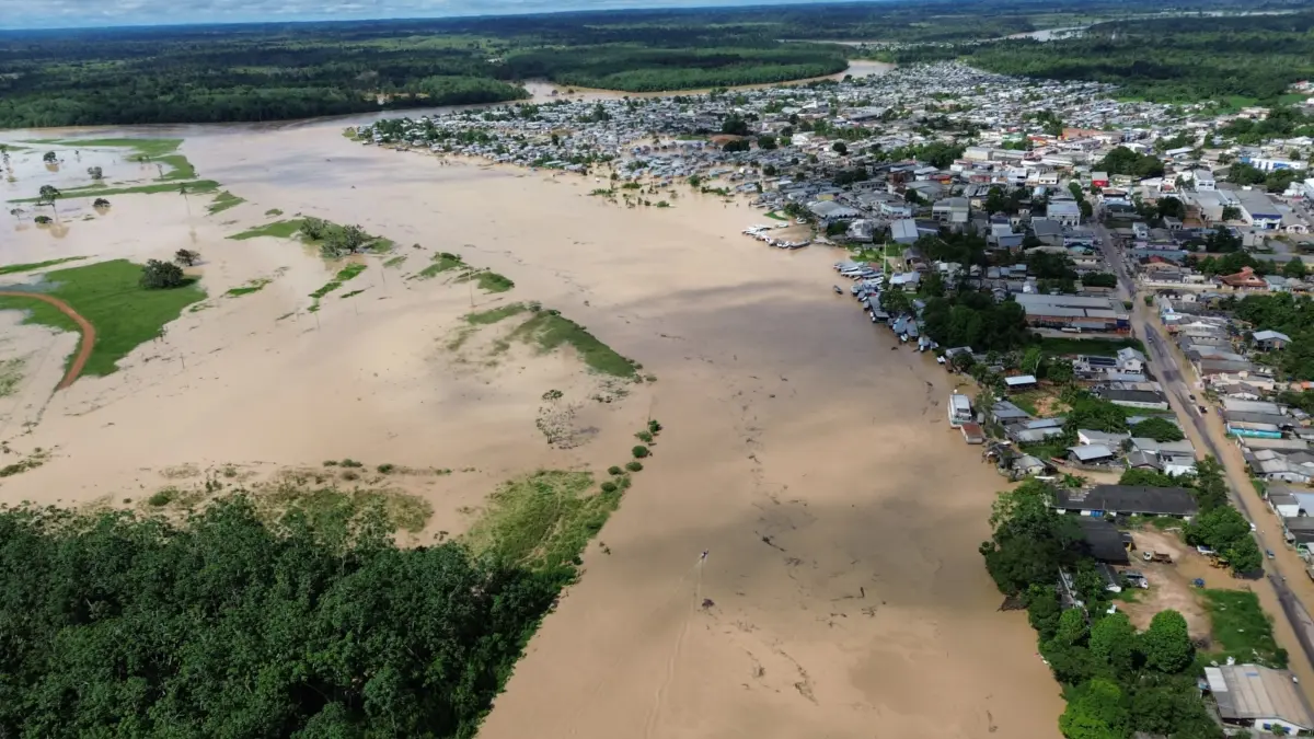 Rio Tarauacá apresenta leve recuo, mas segue acima da cota de transbordo