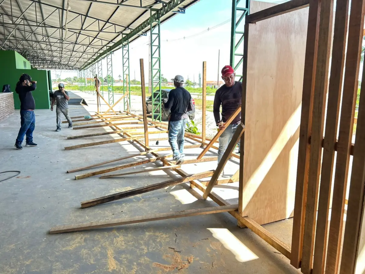 Rio Branco prepara 100 abrigos para animais no Parque de Exposições