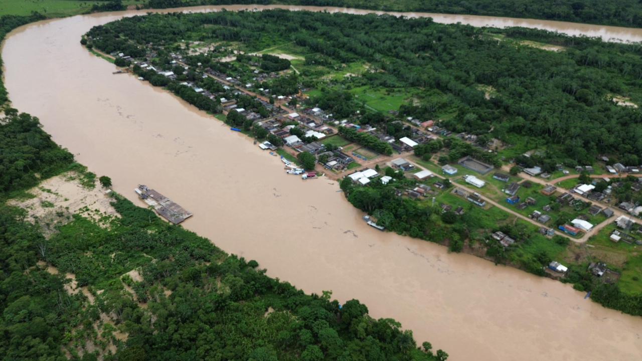 Após afetar cerca de 60 famílias em Santa Rosa, rio Purus apresenta sinal de vazante