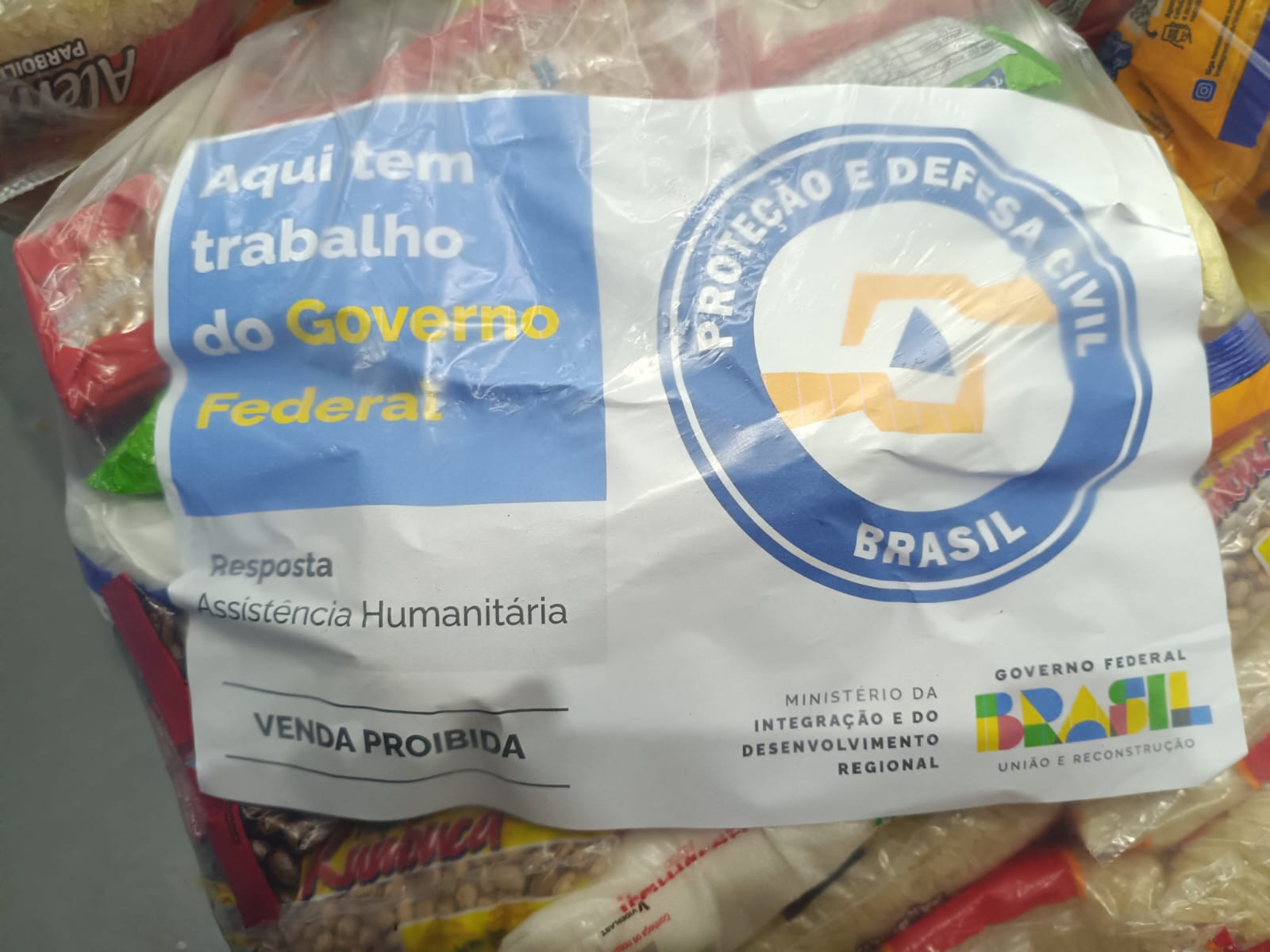 Sob suspeita: Gerlen entrega cestas básicas pagas pelo Governo Lula, mas faz dispensa de licitação de quase R$ 800 mil