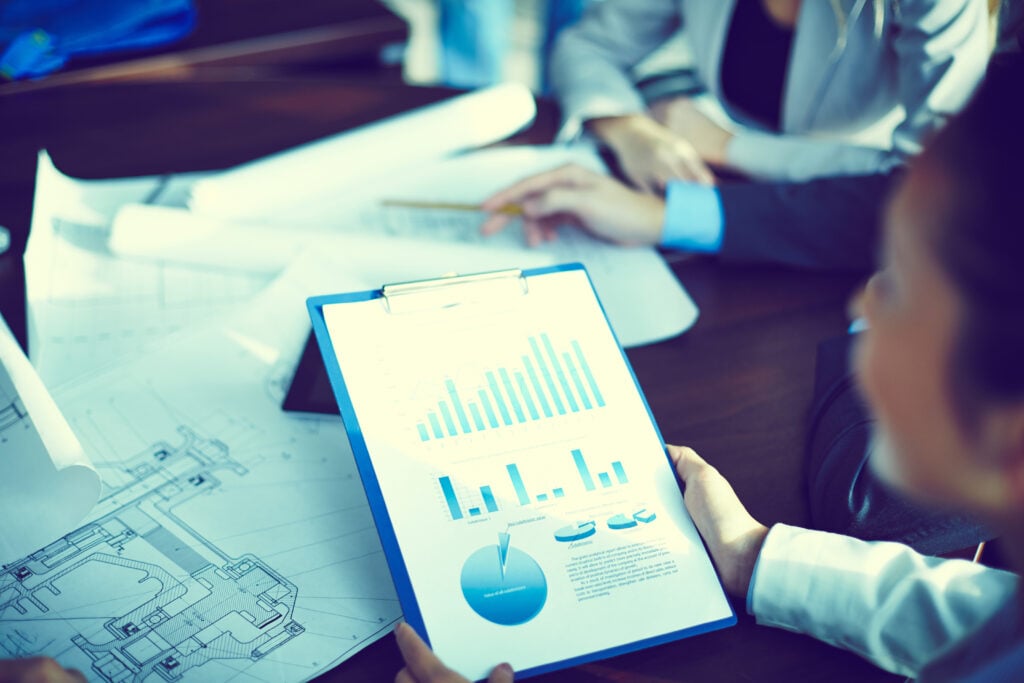 Estudo aponta crescimento moderado para 2026 e destaca entraves aos negócios do Acre