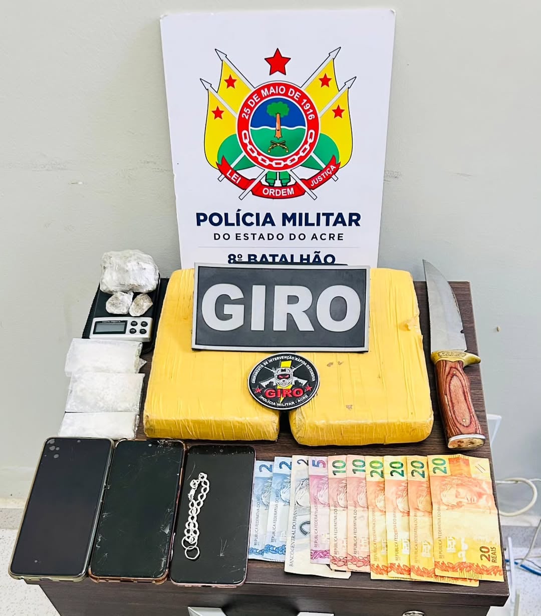 Ação do GIRO do 8º BPM resulta na prisão de dois suspeitos por tráfico em Sena Madureira