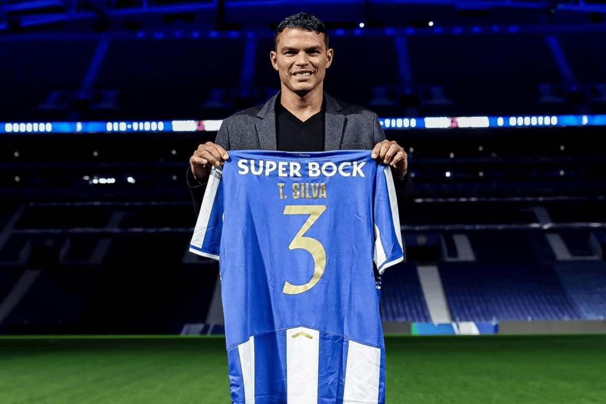 Thiago Silva pode estrear pelo Porto em clássico diante do Benfica