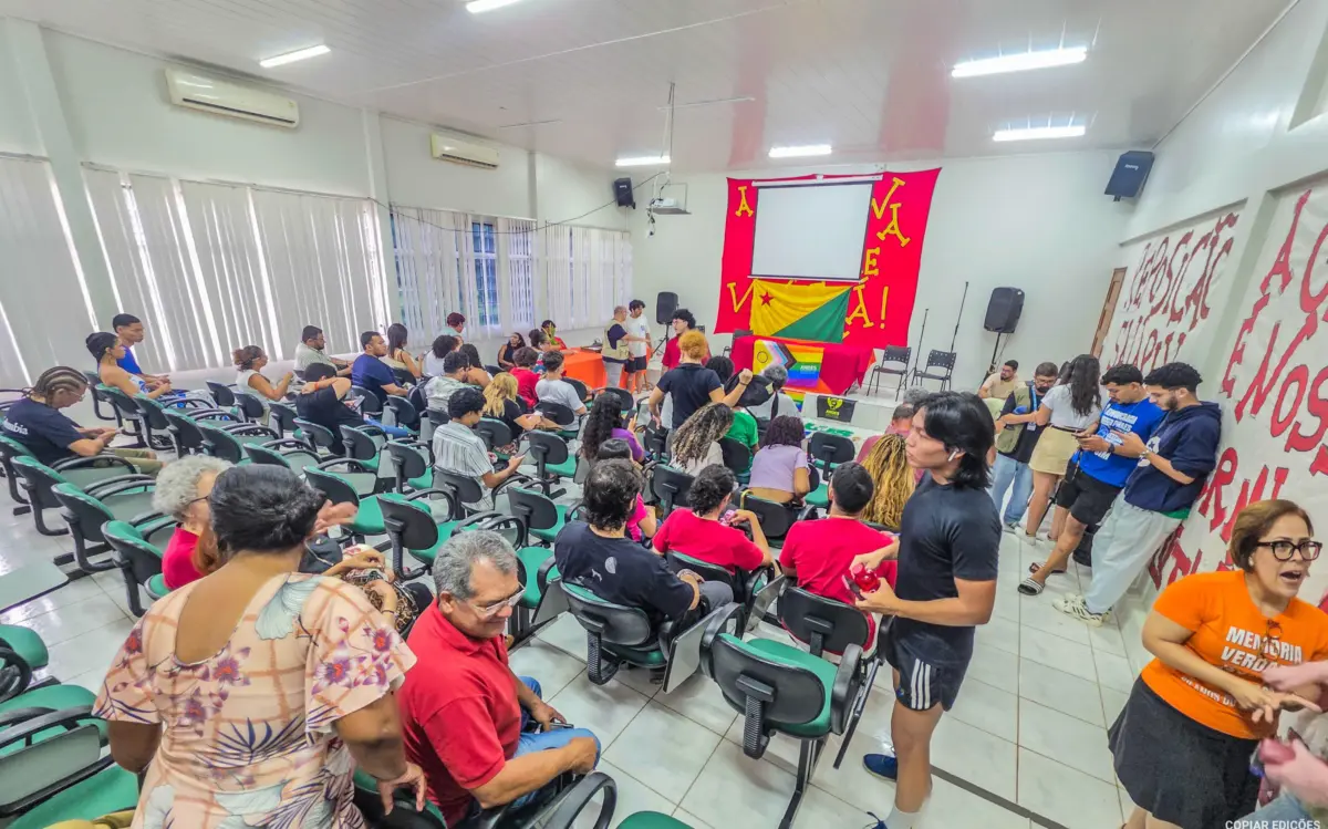 Dois anos após tentativa de golpe, Ufac recebe organizações e movimentos sociais em Rio Branco