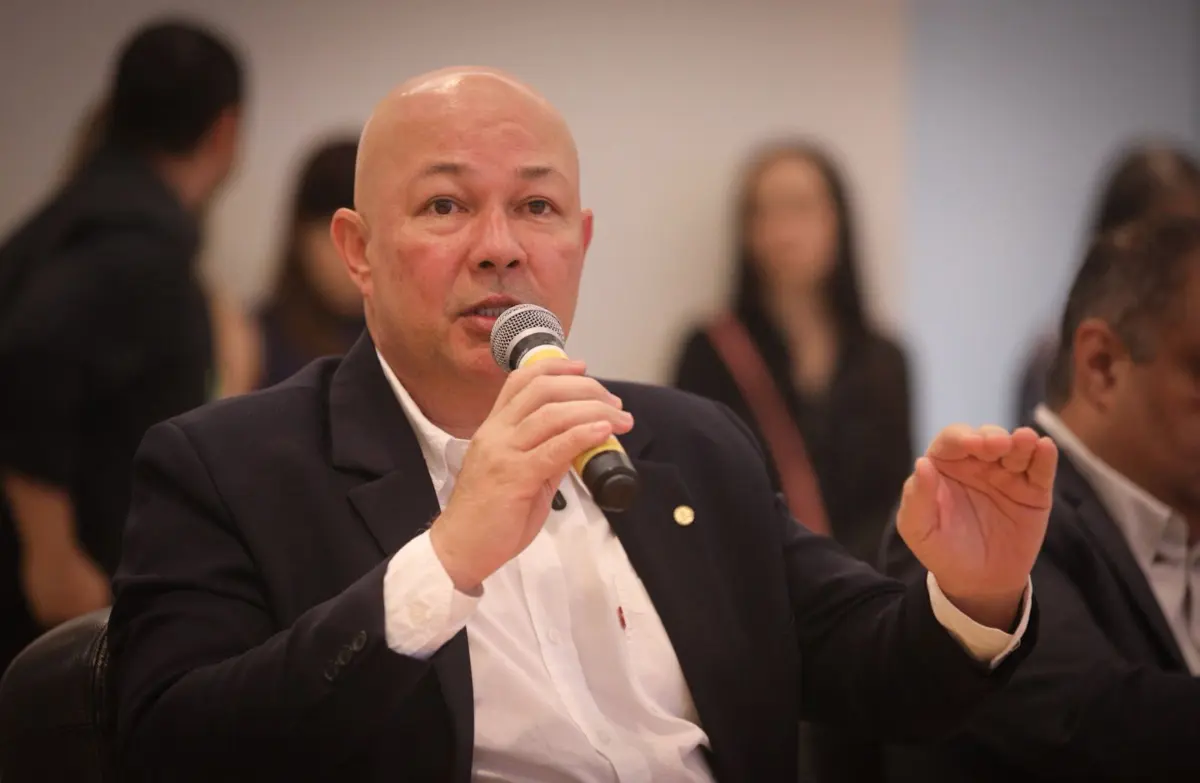 Zé Adriano anuncia investimento de R$ 50 milhões e entrega do novo Ginásio do Sesi