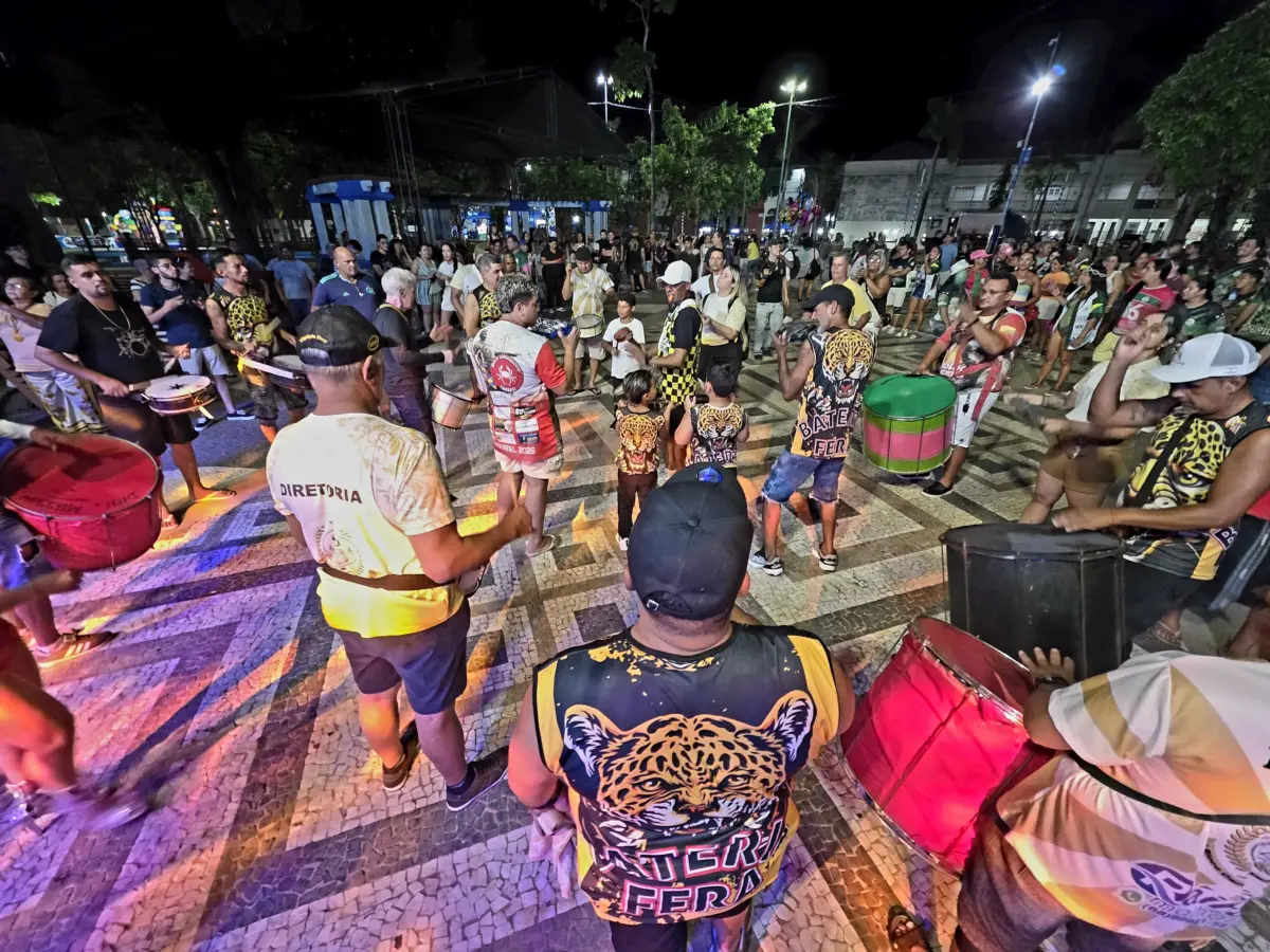 Blocos Sem Limite, Sambase e Seis é D+ se unem no Primeiro Grito do Carnaval