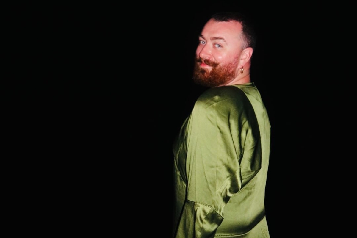 Cantor Sam Smith passa virada do ano na Amazônia; veja foto