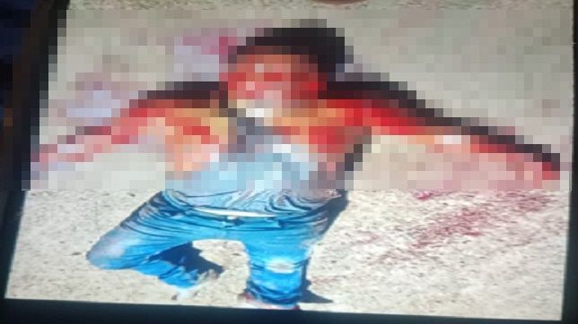 Vídeo: homem não consegue escapar e é morto com diversas facadas