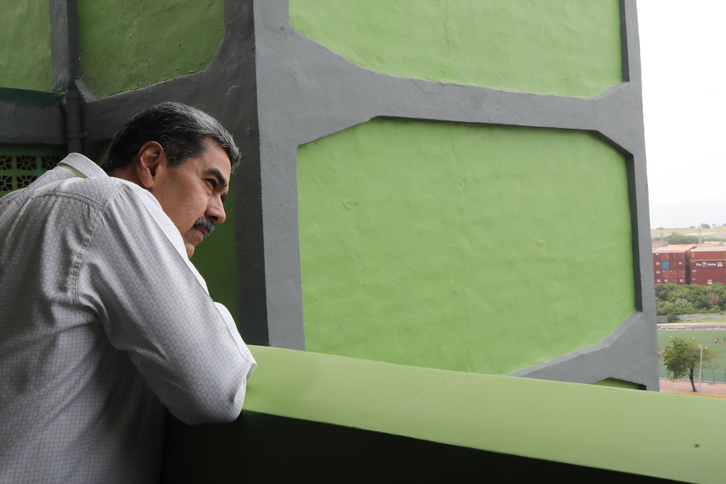 Antes de EUA confirmar bombardeios, Venezuela já havia se pronunciado após ataques aéreos