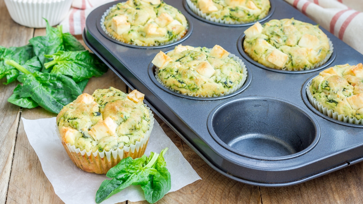 Bolinho de espinafre com ricota é leve, nutritivo e fácil de preparar
