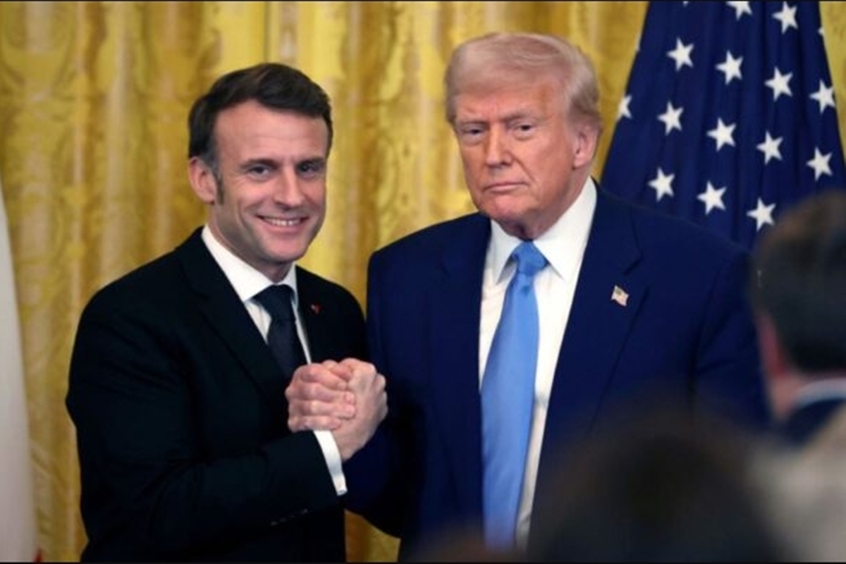 Trump zomba de Macron usando óculos em Davos: "Que diabos aconteceu?"