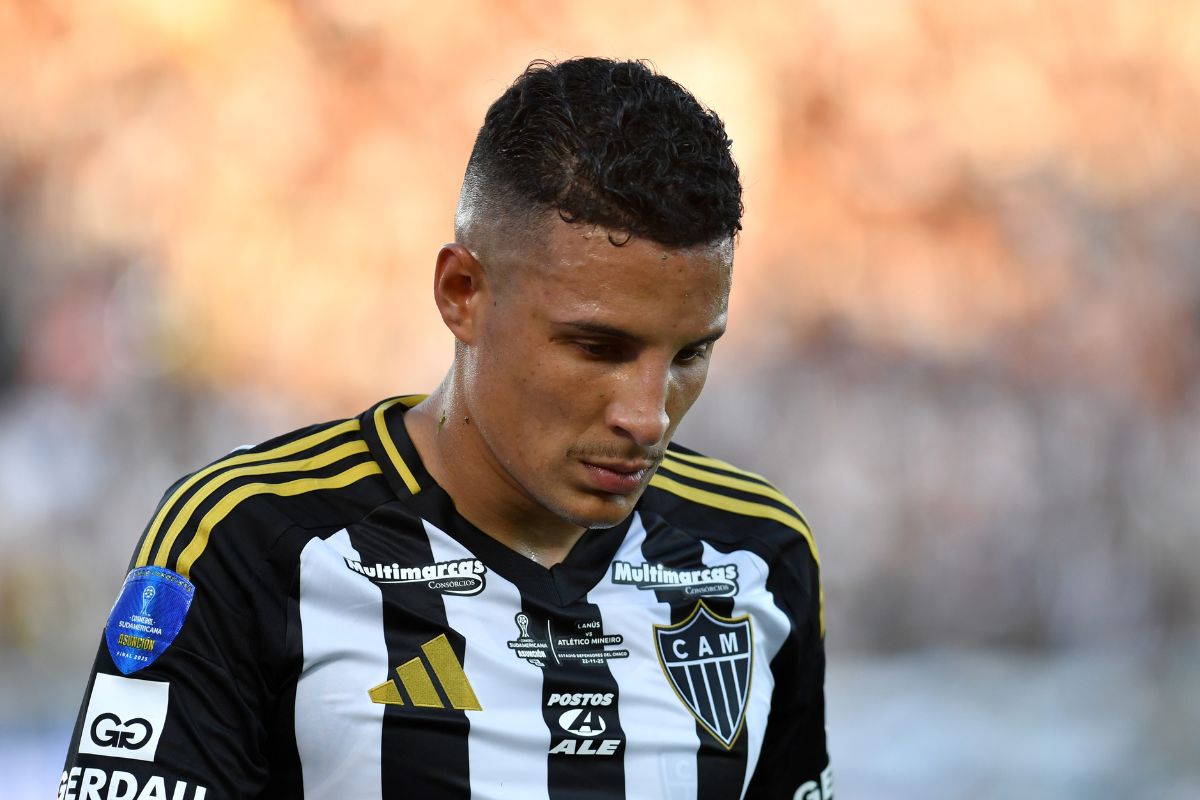 Arana, ex-Atlético-MG, é anunciado oficialmente pelo Fluminense; veja