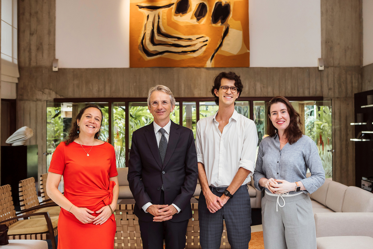 Embaixada da França em Brasília celebra 50 anos com visita guiada