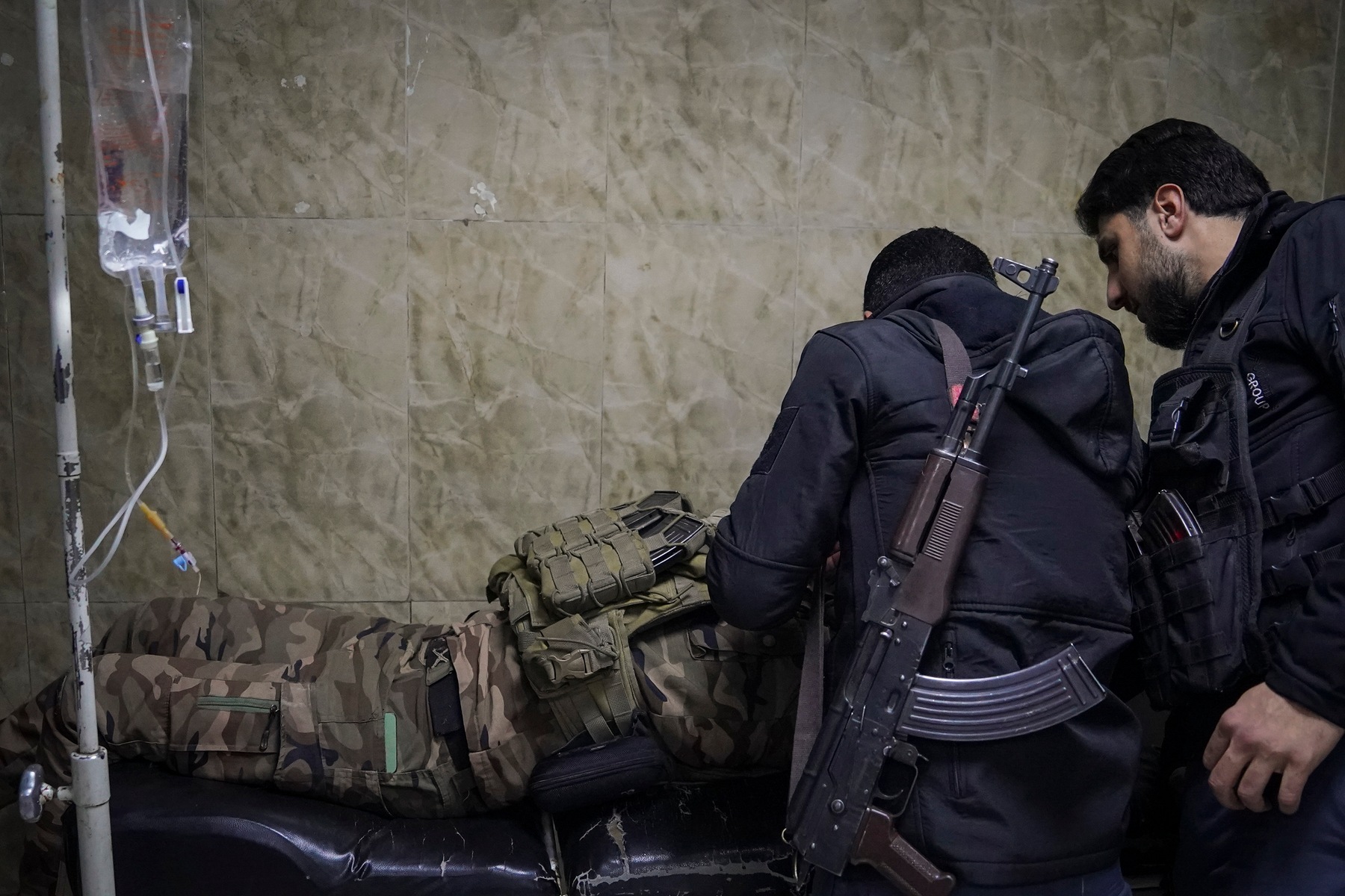 Guerra civil na Síria continua mesmo após queda de Bashar al-Assad