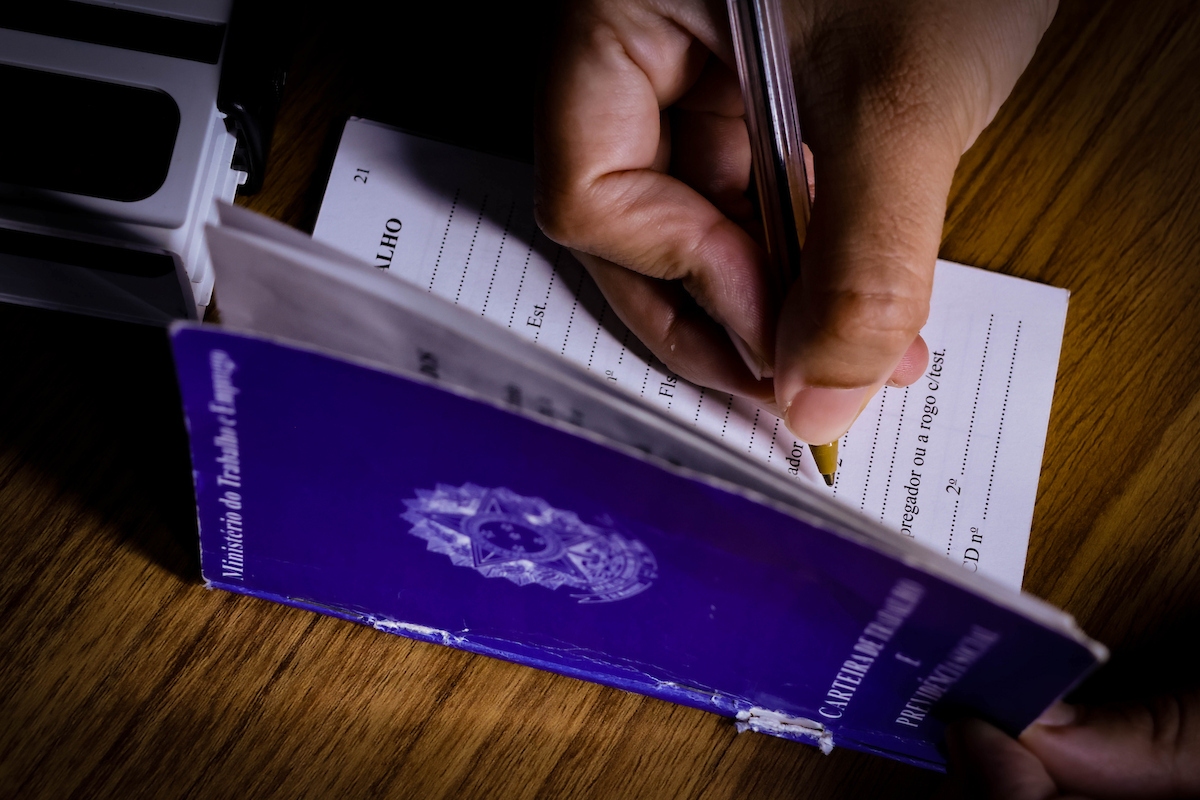 DF tem 447 vagas nesta quinta-feira (29/1). Salários chegam a R$ 2,8 mil