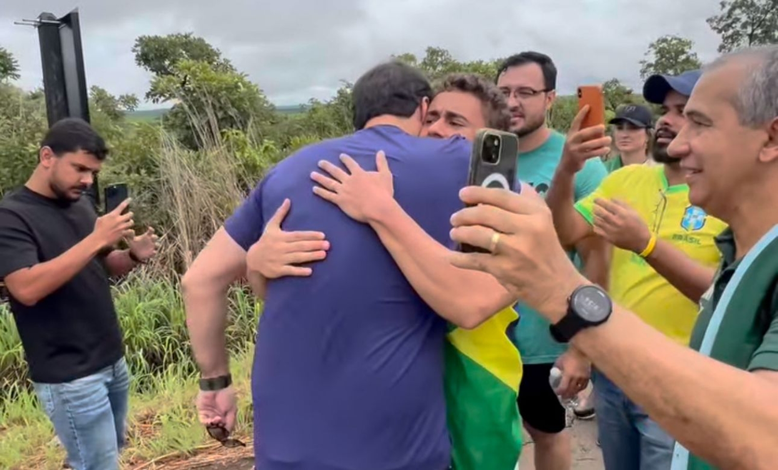 Veja quem já aderiu à caminhada de Nikolas Ferreira até Brasília