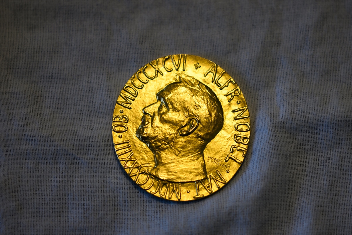 "Não pode ser repassado", diz Nobel sobre doação de medalha a Trump