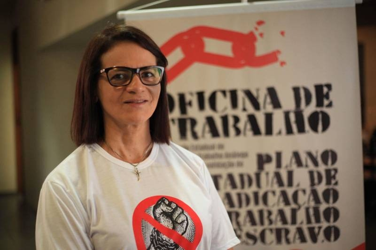 Carro capota e freira morre quando voltava do casamento do sobrinho