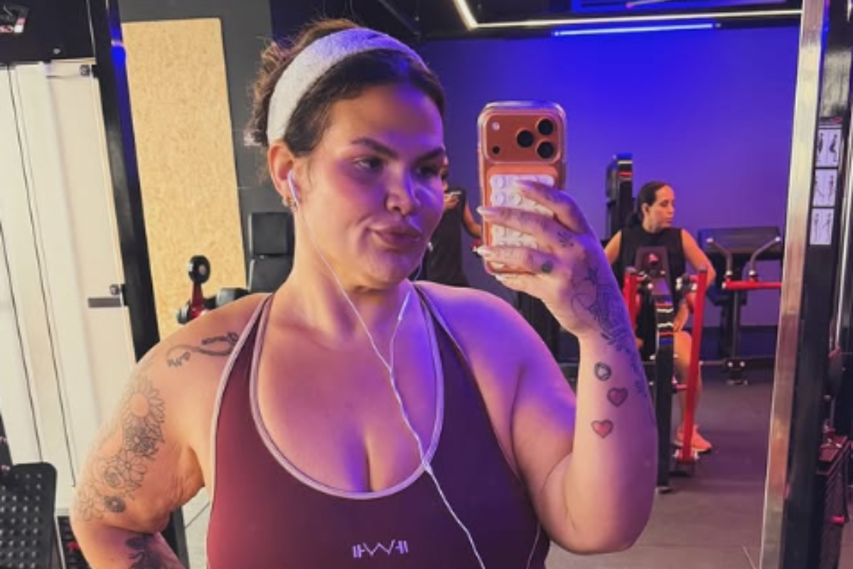 Thais Carla choca após emagrecimento e mostra “cinturinha de pilão”. Vídeo