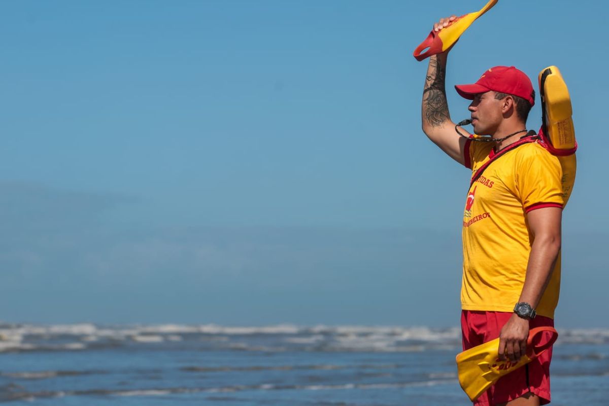 Litoral de SP: 10 pessoas morrem afogadas nos primeiros dias do ano