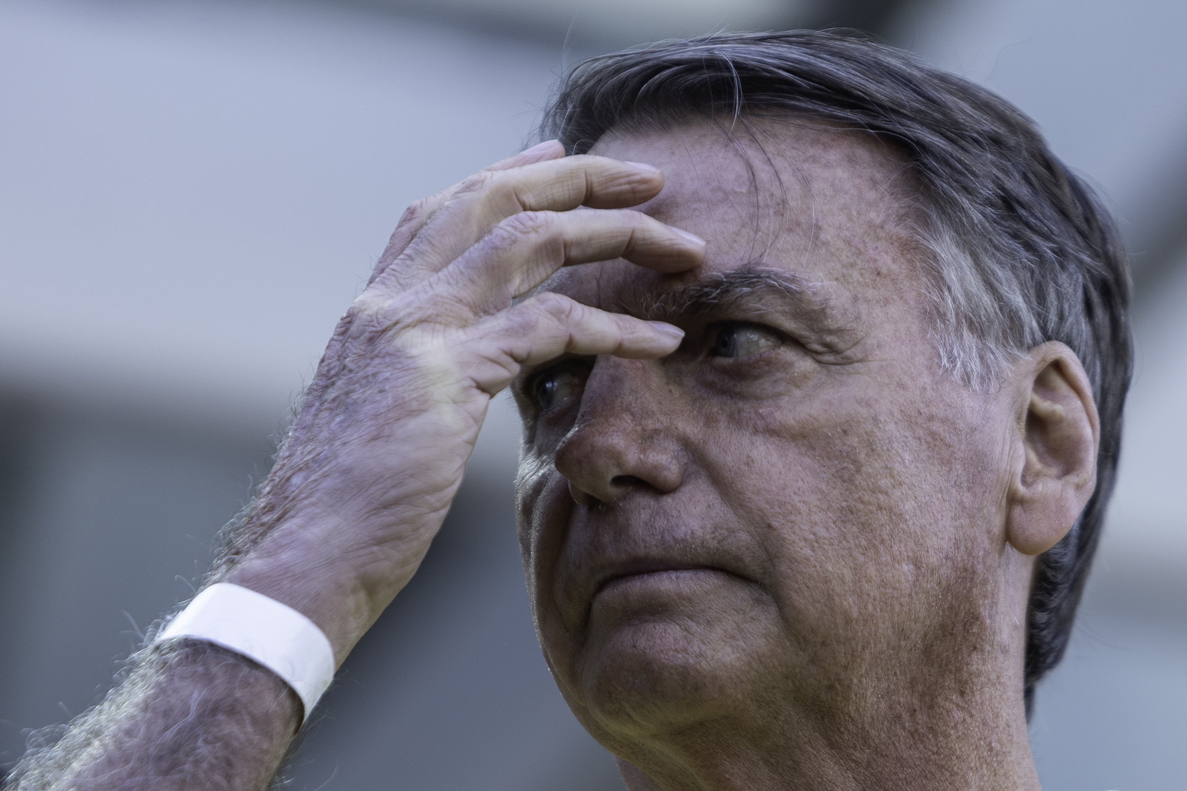 Após queda de Bolsonaro na PF, defesa volta a pedir prisão domiciliar