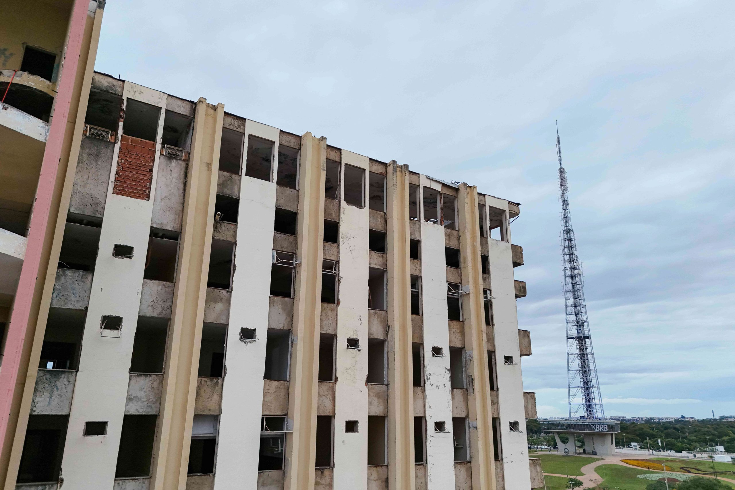 “Palco de vida”: memórias que resistem à implosão do Torre Palace