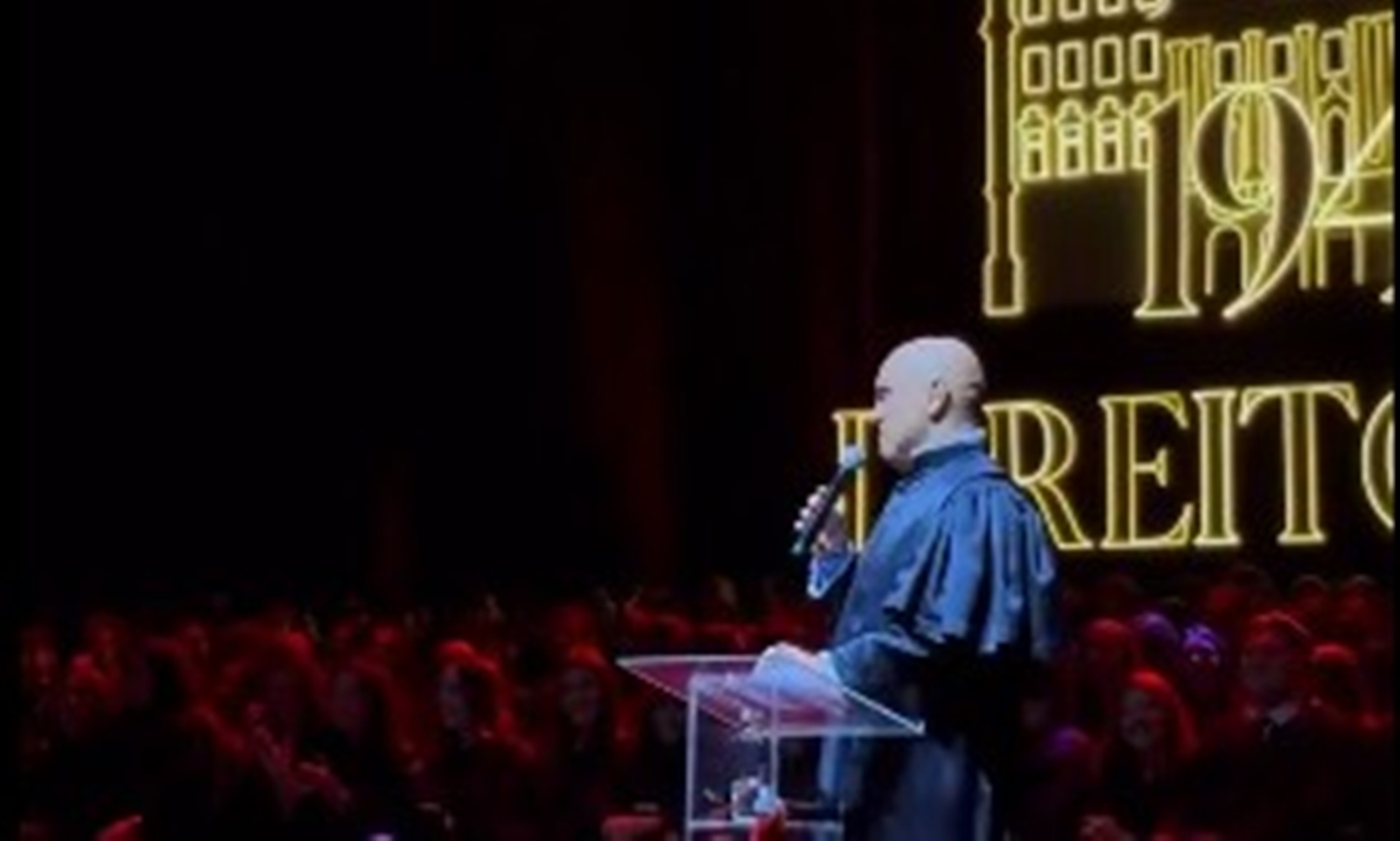 Com Bolsonaro na Papudinha, Moraes brinca: "Fiz o que tinha que fazer”. Veja vídeo