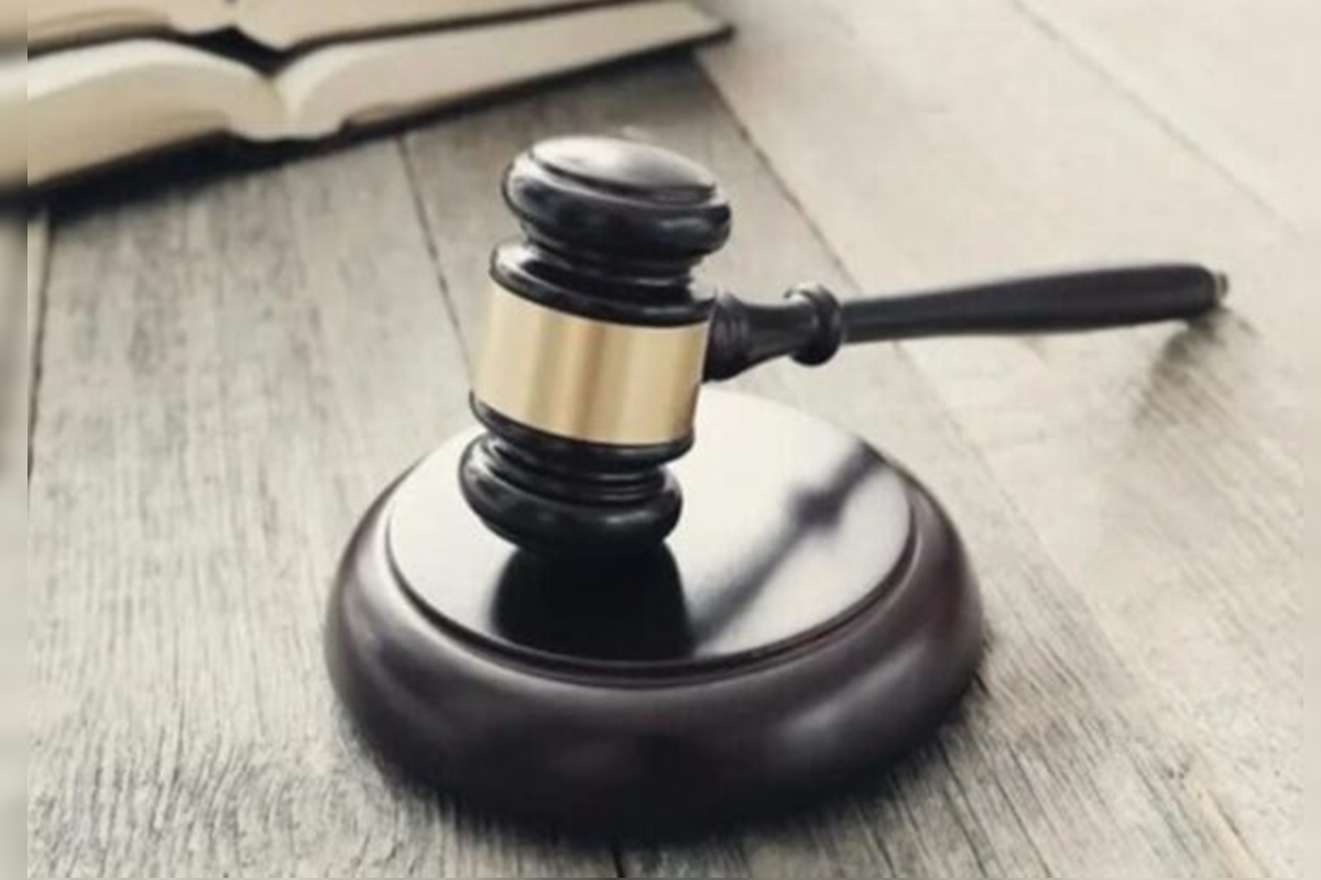 Empresa é condenada por usar foto de casal divorciado em propaganda