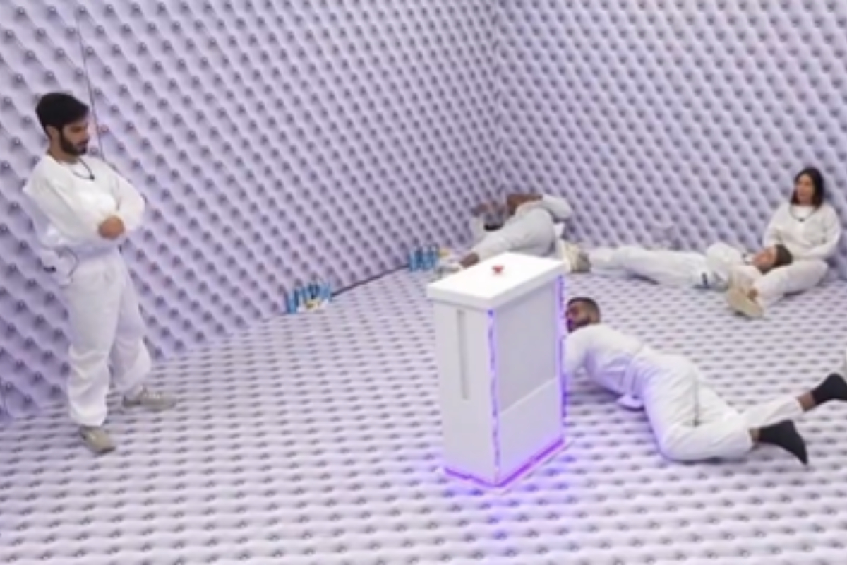 BBB26: assista ao momento em que Ricardinho desiste do Quarto Branco