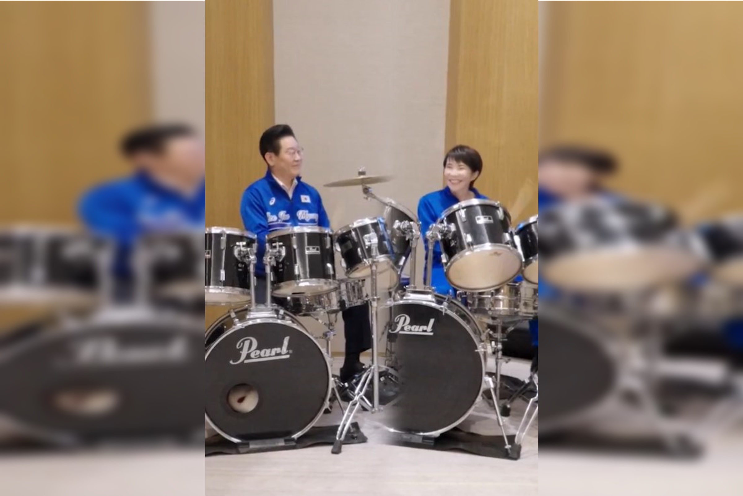 Premier do Japão e presidente sul-coreano tocam bateria em encontro. Veja vídeo