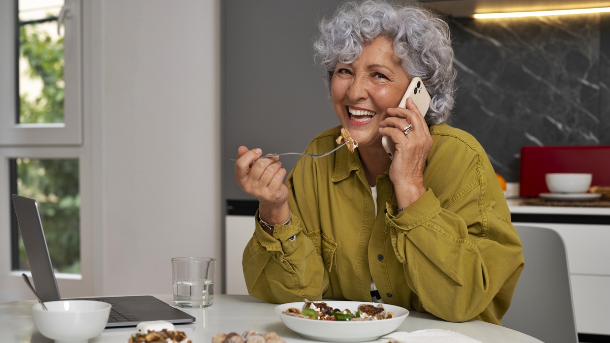 Tem mais de 50 anos? Saiba os melhores alimentos para começar o dia