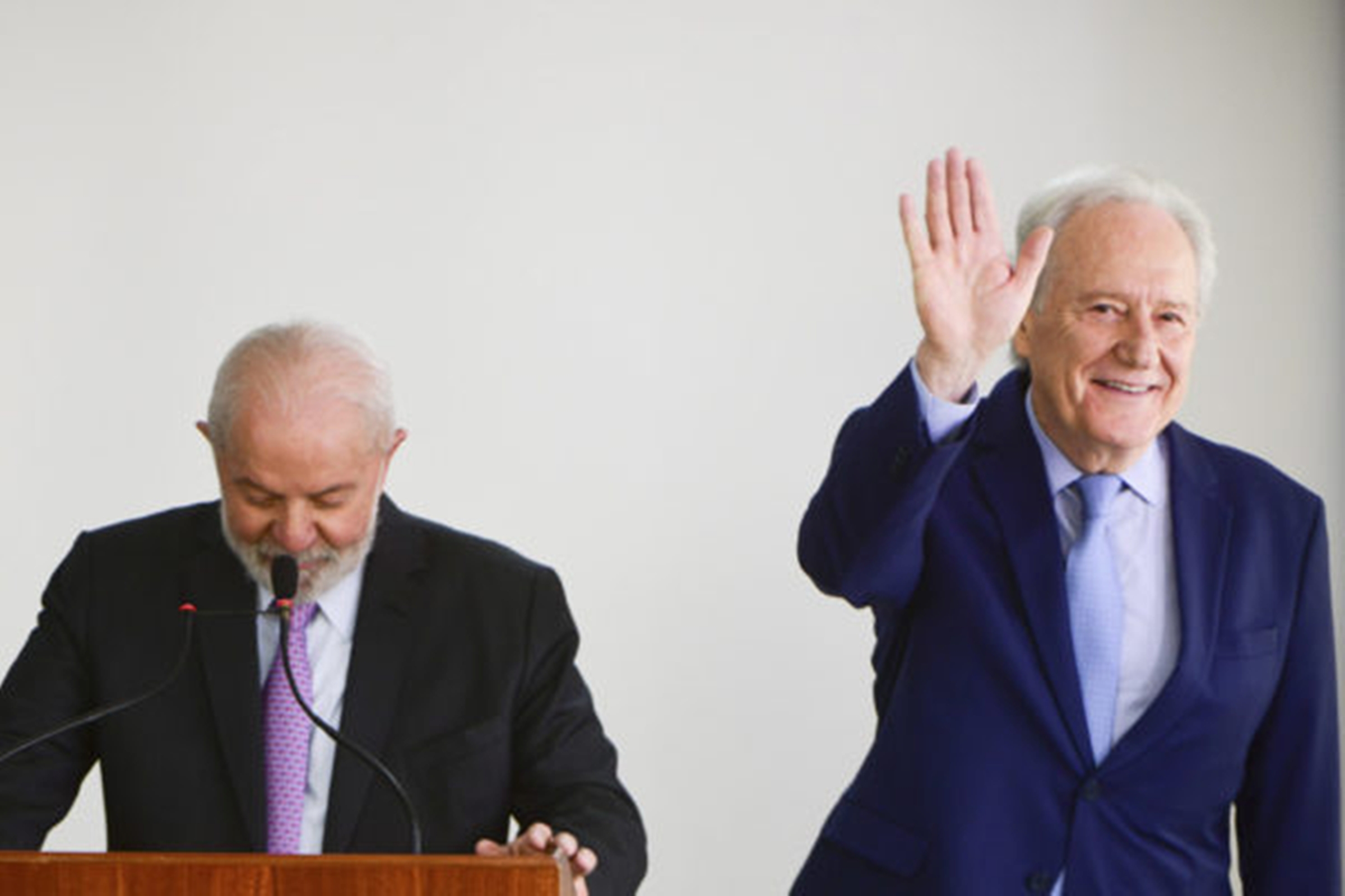 Após deixar cargo, Lewandowski viaja e escala número 2 para transição