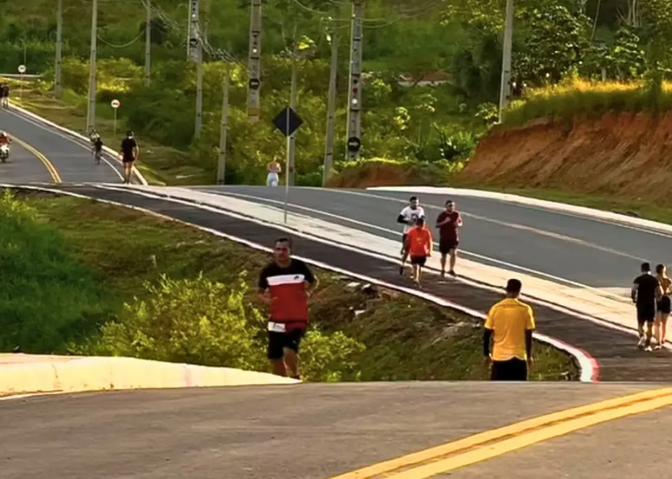 Nova entrada de Tarauacá se transforma em ponto de encontro para famílias