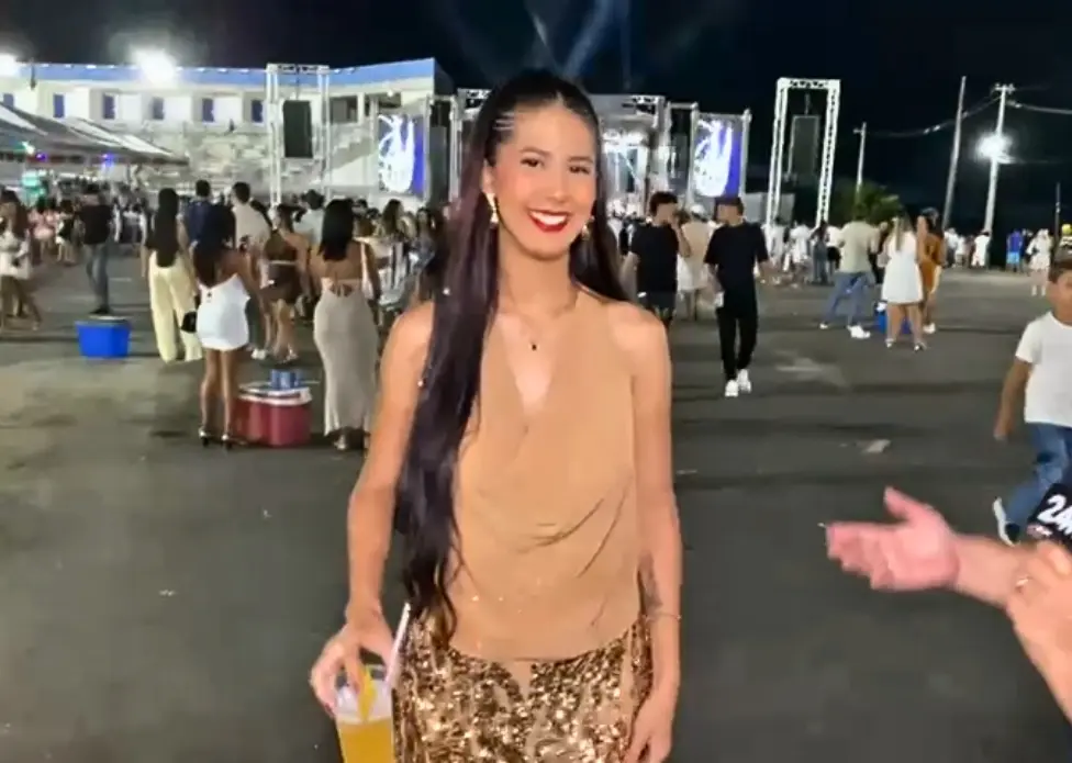 Em Cruzeiro do Sul, fã de Eduardo Costa investe em produção para o Réveillon