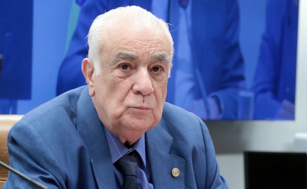 Quase expulso do PL pode elogiar Moraes, deputado pede desfiliação