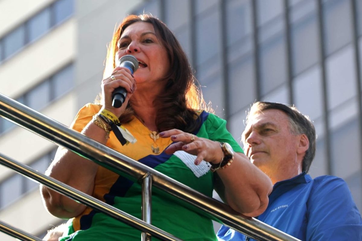 "Isso não é Justiça, Bolsonaro deveria ir para casa" diz Bia Kicis