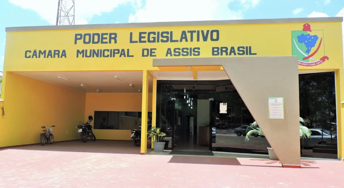 Vereadores e servidores de Assis Brasil terão auxílio reajustado para R$ 700