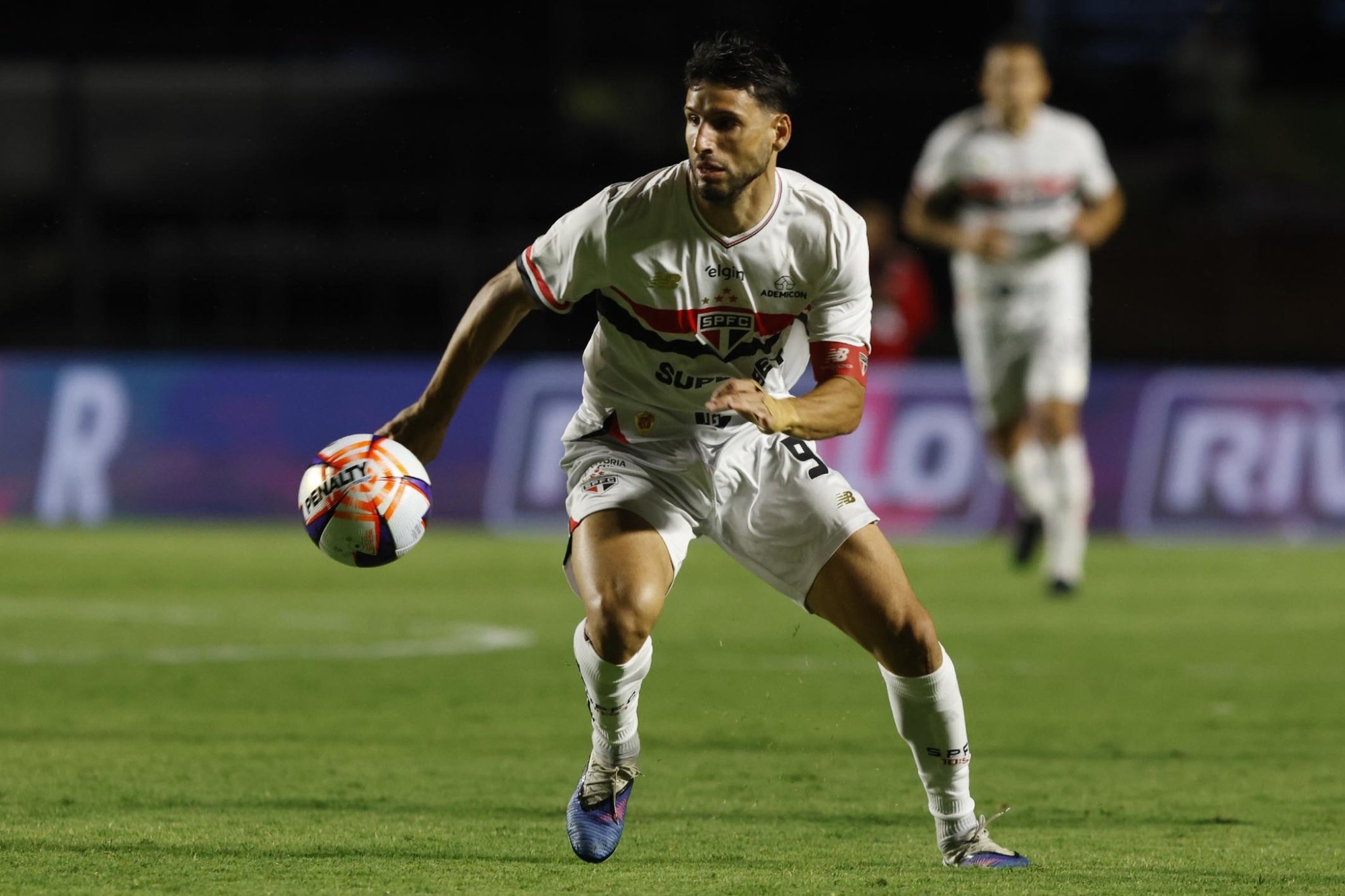 Calleri desabafa sobre crise no São Paulo: "Abalado com a situação"