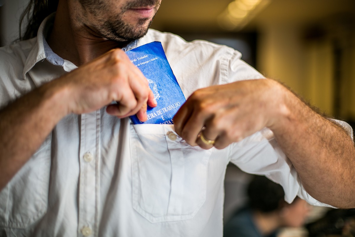 DF tem 882 vagas nesta terça (13/1). Salários chegam a R$ 3,5 mil