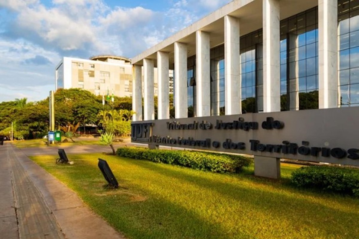 Justiça condena GDF após bebê morrer por demora em hospital