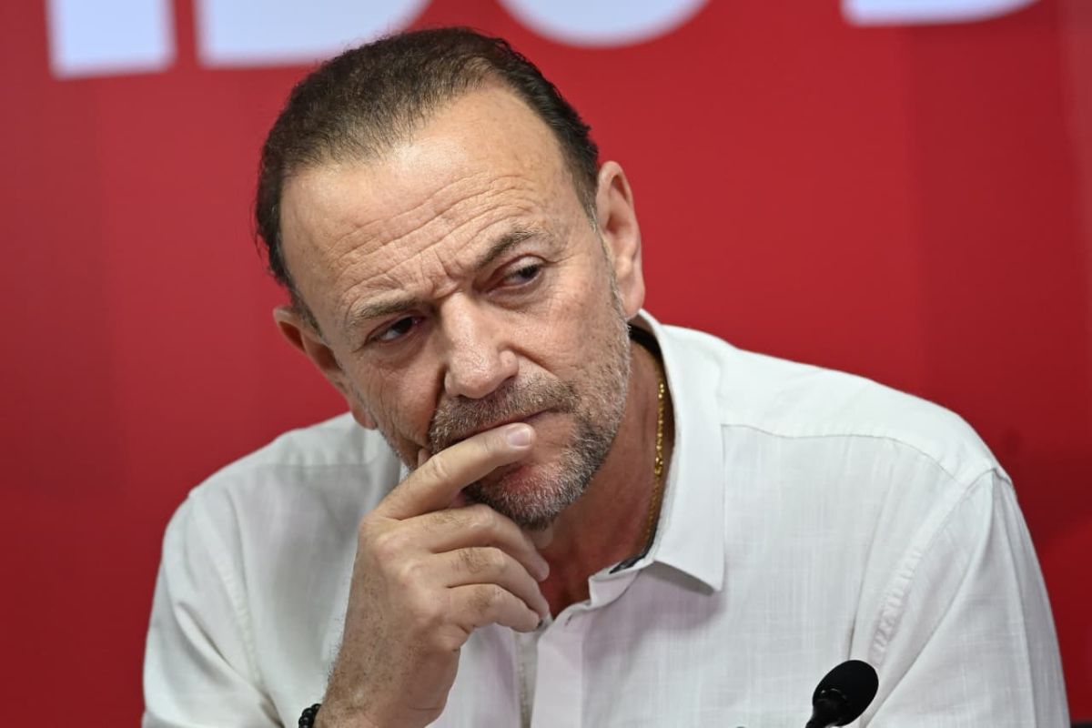 Presidente do PT reforça críticas à invasão dos EUA à Venezuela